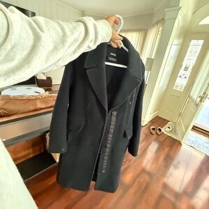 lululemon athletica Black coat